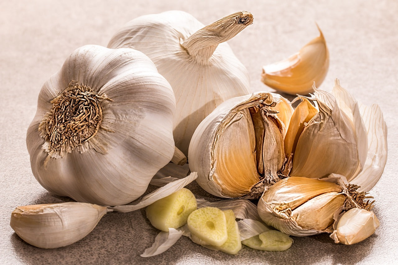 The Role of Garlic Capsules in Supporting Healthy Blood Pressure